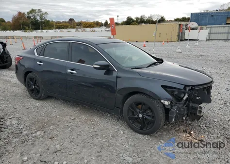 2013 Nissan Altima 2.5 z USA, uszkodzony, nr VIN 1N4AL3AP1DN471646